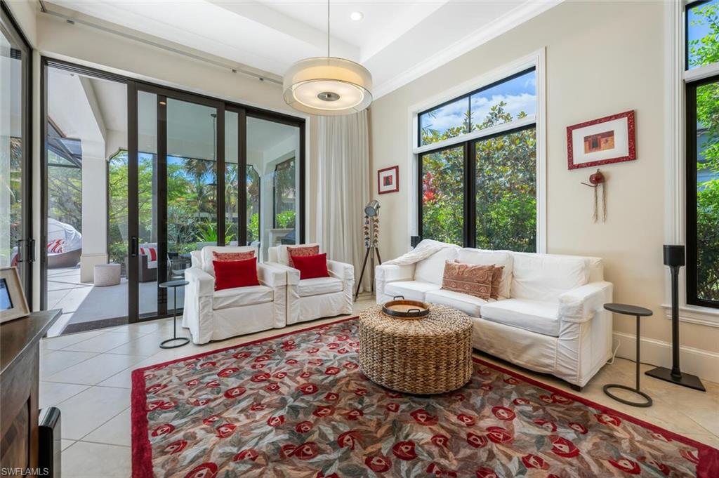 TRADITIONS - Residential Lease