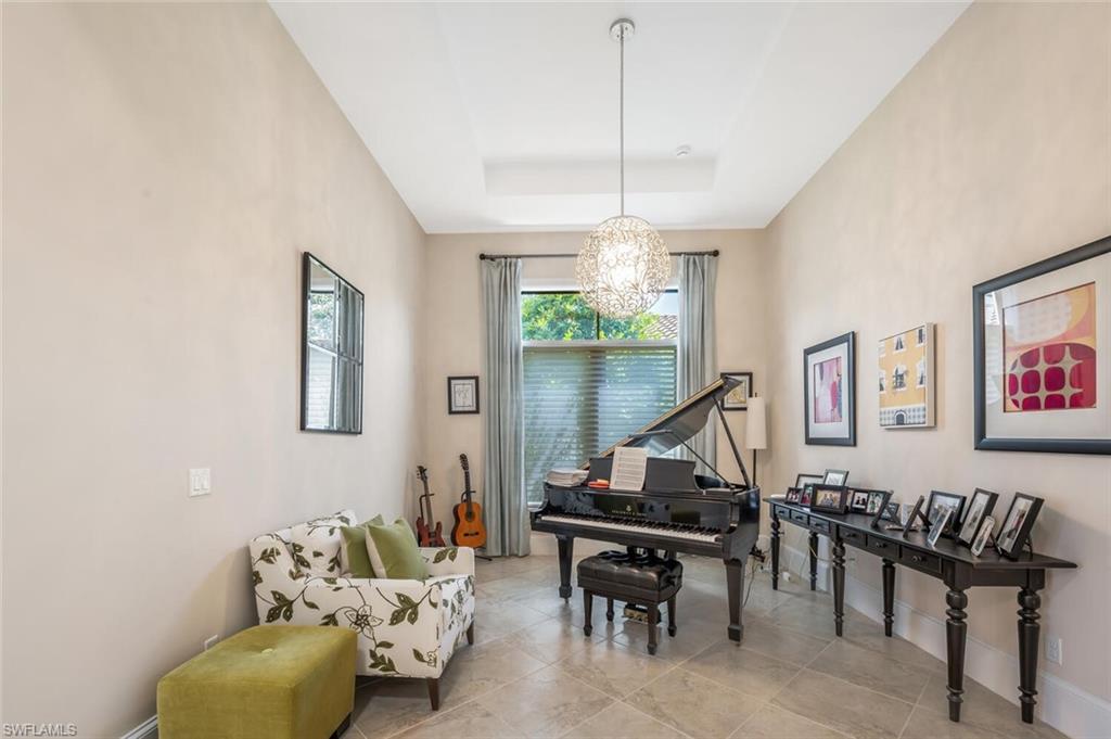 TRADITIONS - Residential Lease