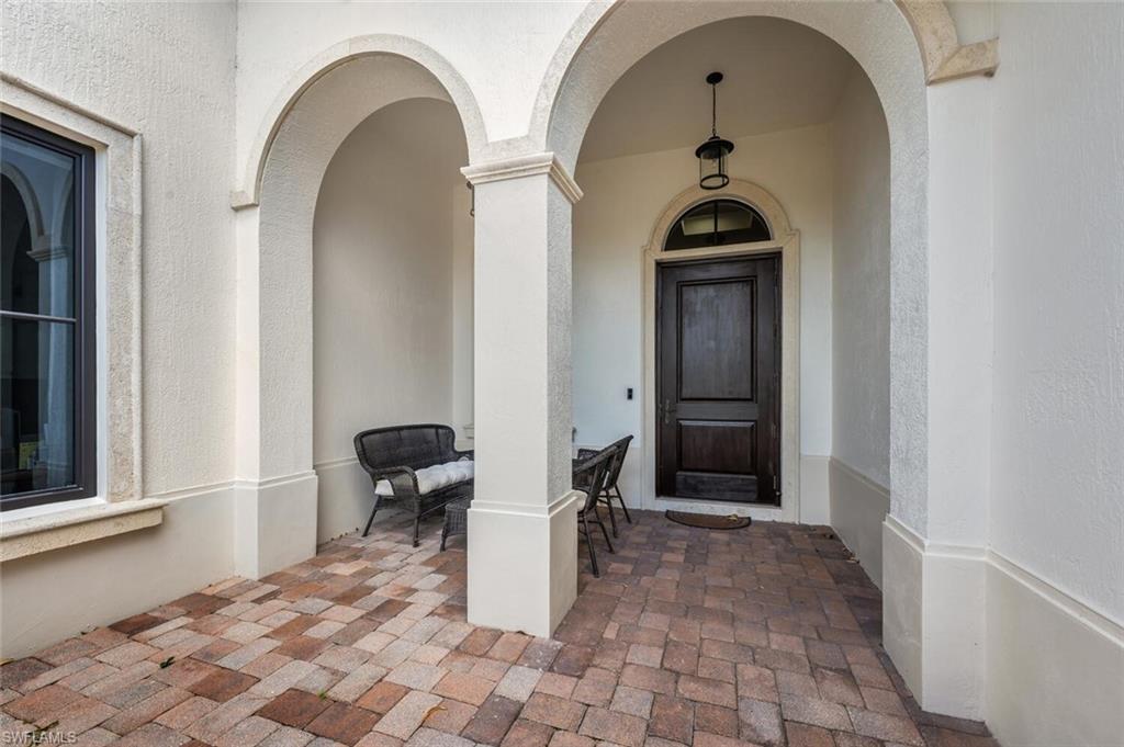 TRADITIONS - Residential Lease