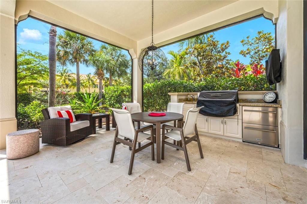 TRADITIONS - Residential Lease