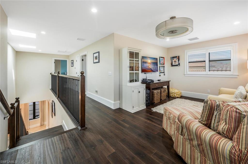 TRADITIONS - Residential Lease