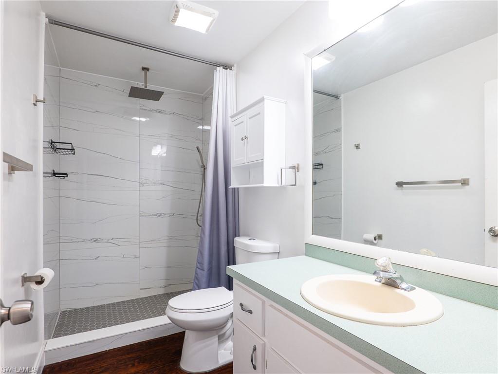 SAN CARLOS PARK - Residential