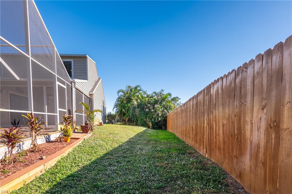 SAN CARLOS PARK - Residential