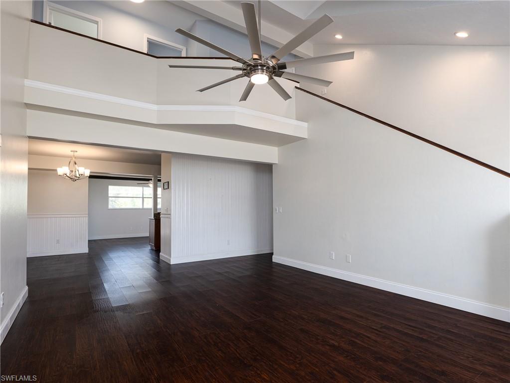 SAN CARLOS PARK - Residential