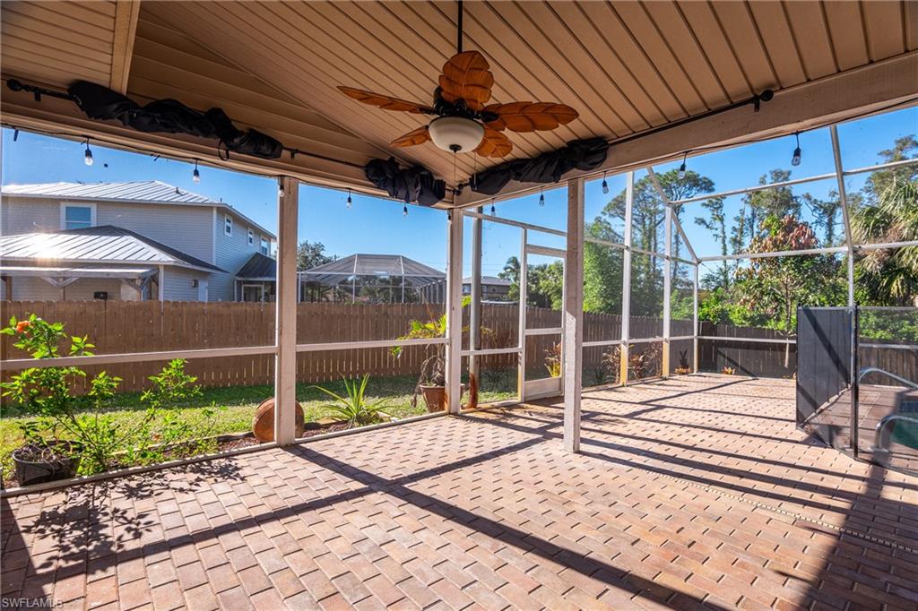 SAN CARLOS PARK - Residential