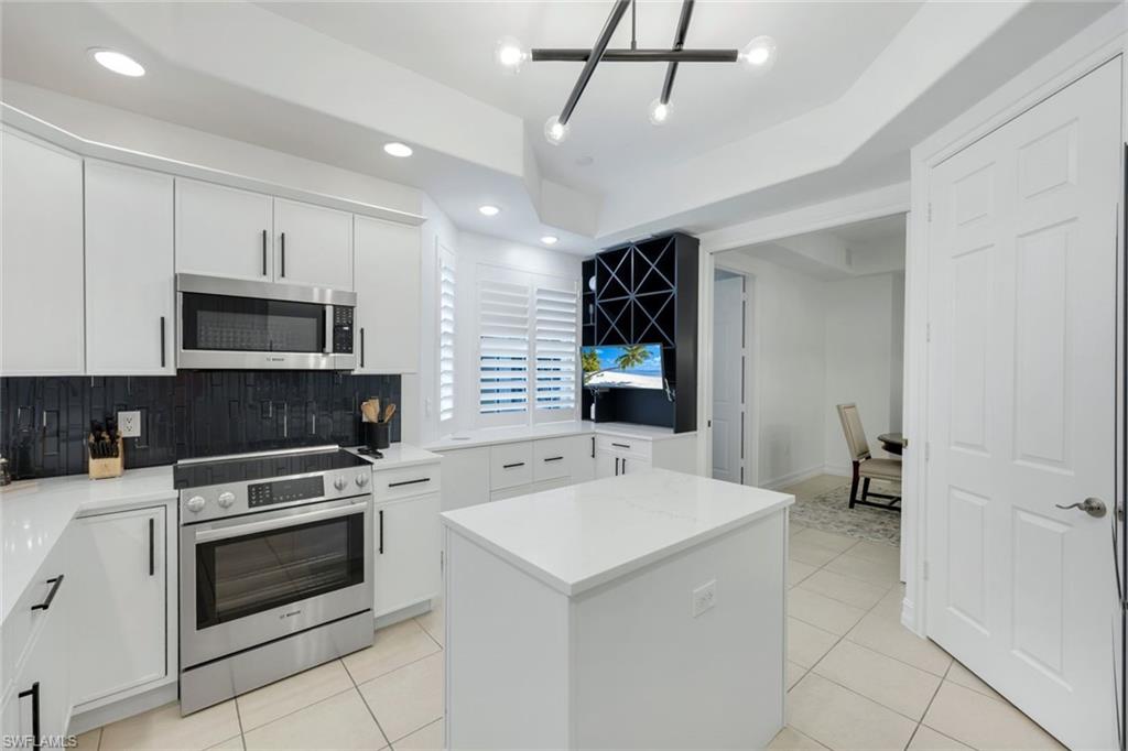 BELLAVISTA AT MIROMAR LAKES - Residential