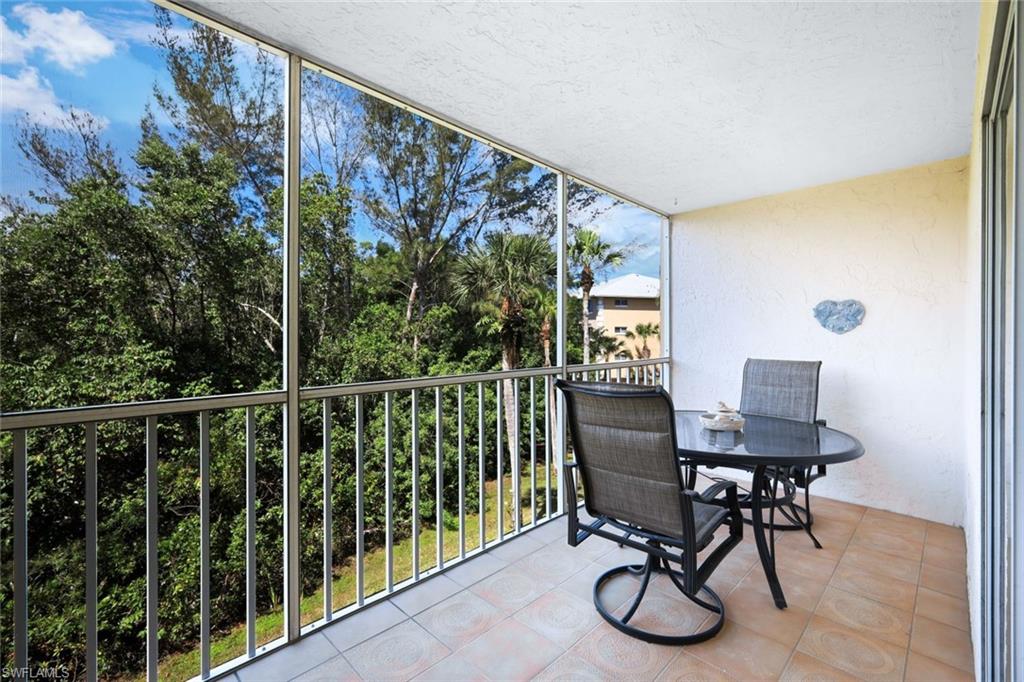 NAPLES SANDPIPER BAY CLUB - Residential