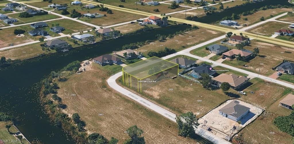 CAPE CORAL - Land