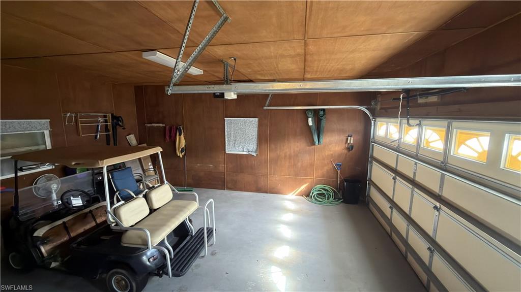 CAROUSEL COVE - Residential Lease