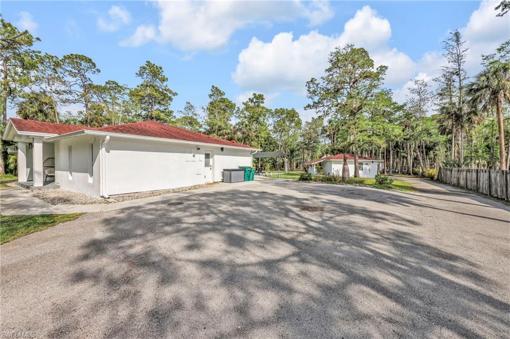 GOLDEN GATE ESTATES - Residential