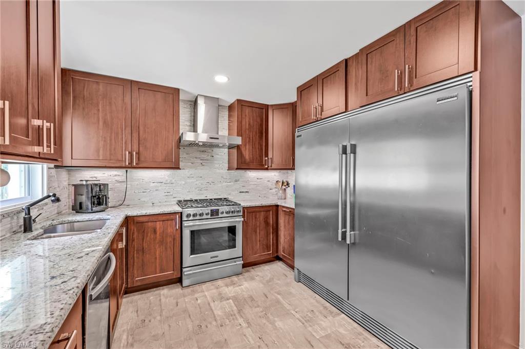 GOLDEN GATE ESTATES - Residential