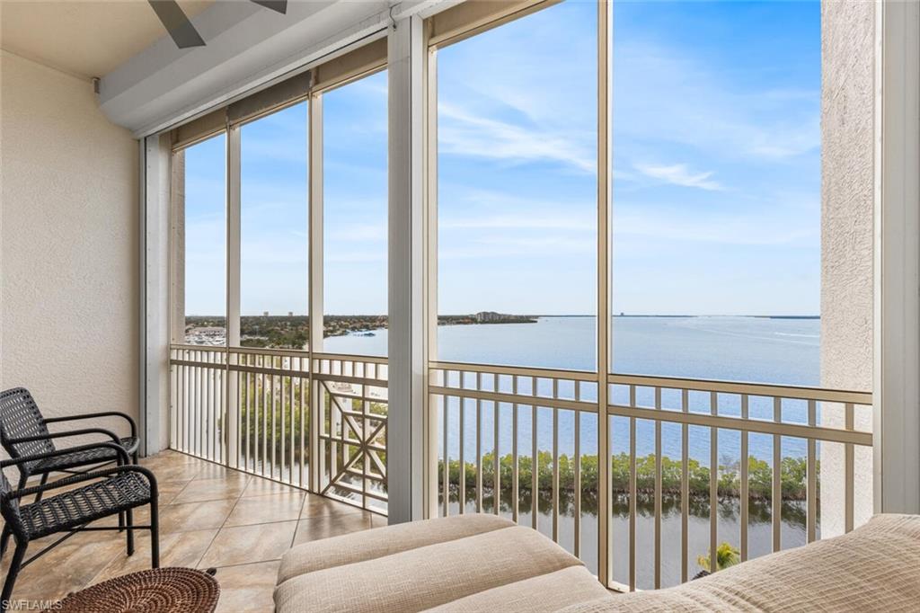 THE SHORES - Residential