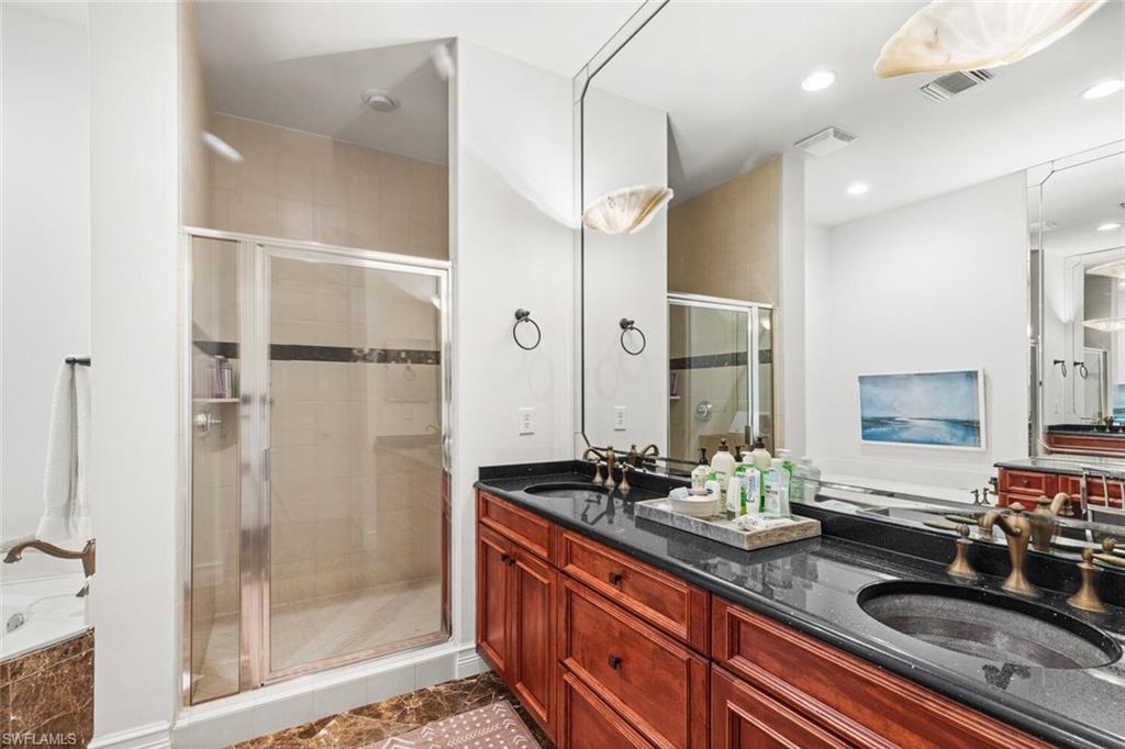 THE SHORES - Residential