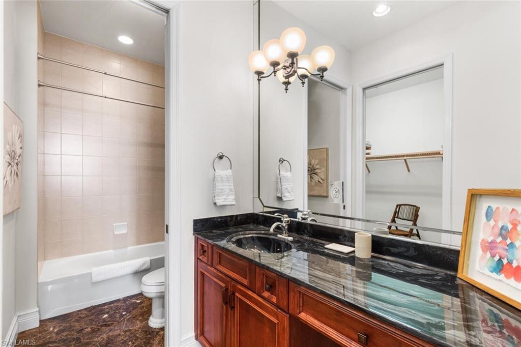 THE SHORES - Residential