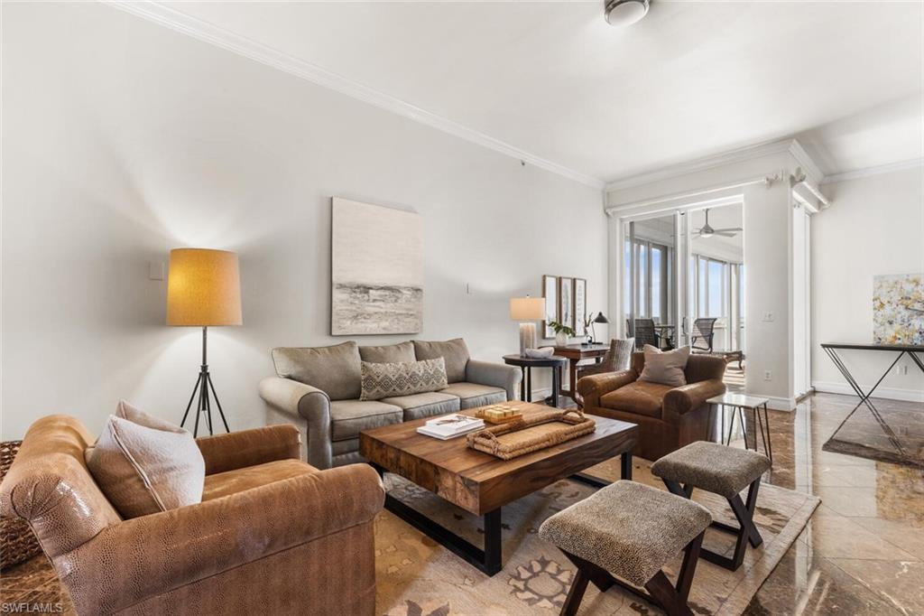 THE SHORES - Residential