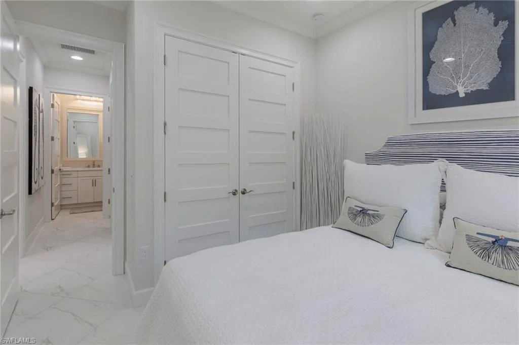 Naples, Florida 34113, United States, 2 Bedrooms Bedrooms, ,2 BathroomsBathrooms,Residential,Pending,32510