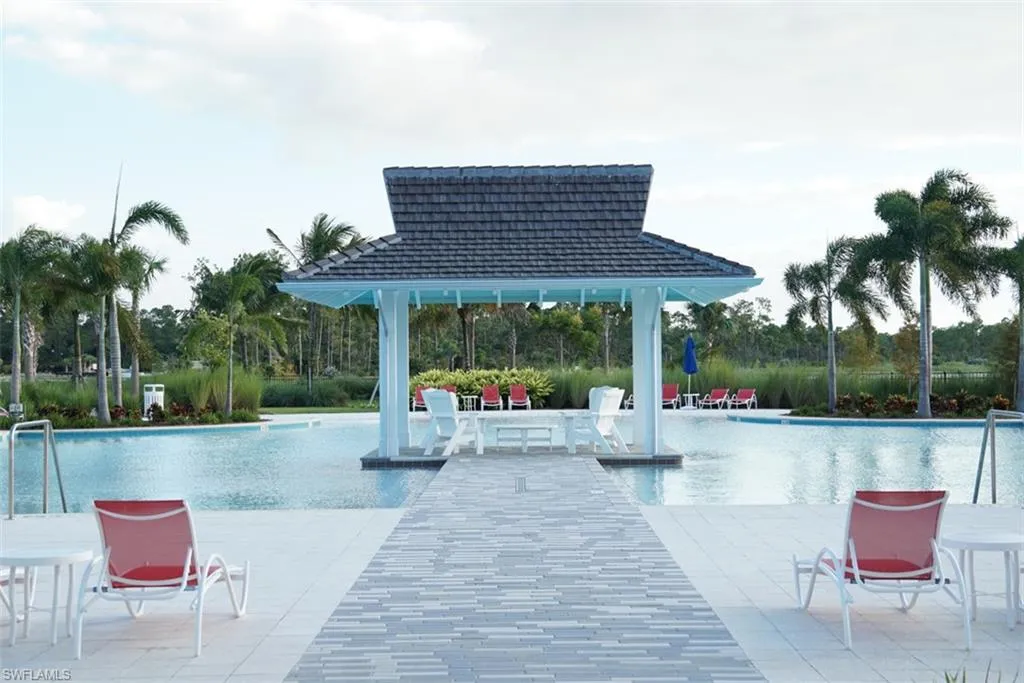 Naples, Florida 34113, United States, 2 Bedrooms Bedrooms, ,2 BathroomsBathrooms,Residential,Pending,32510