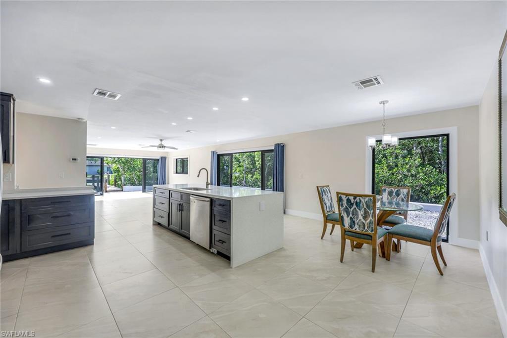 4951/4953 Esplanade ST