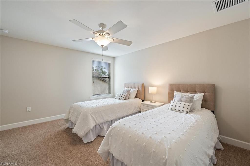 CAMDEN LAKES - Residential