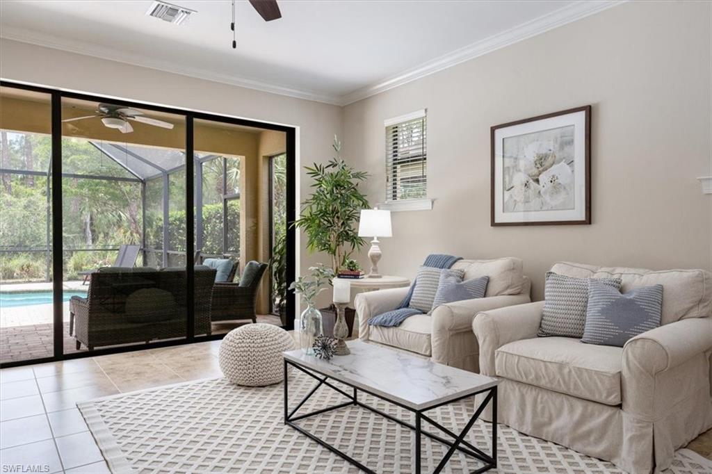 CAMDEN LAKES - Residential