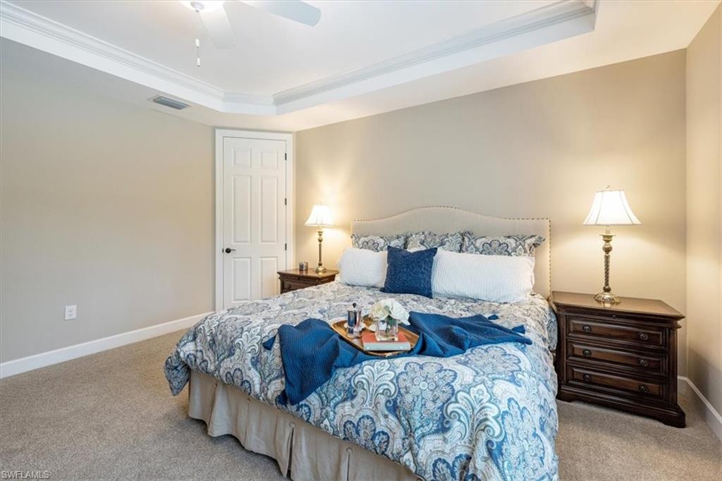 CAMDEN LAKES - Residential