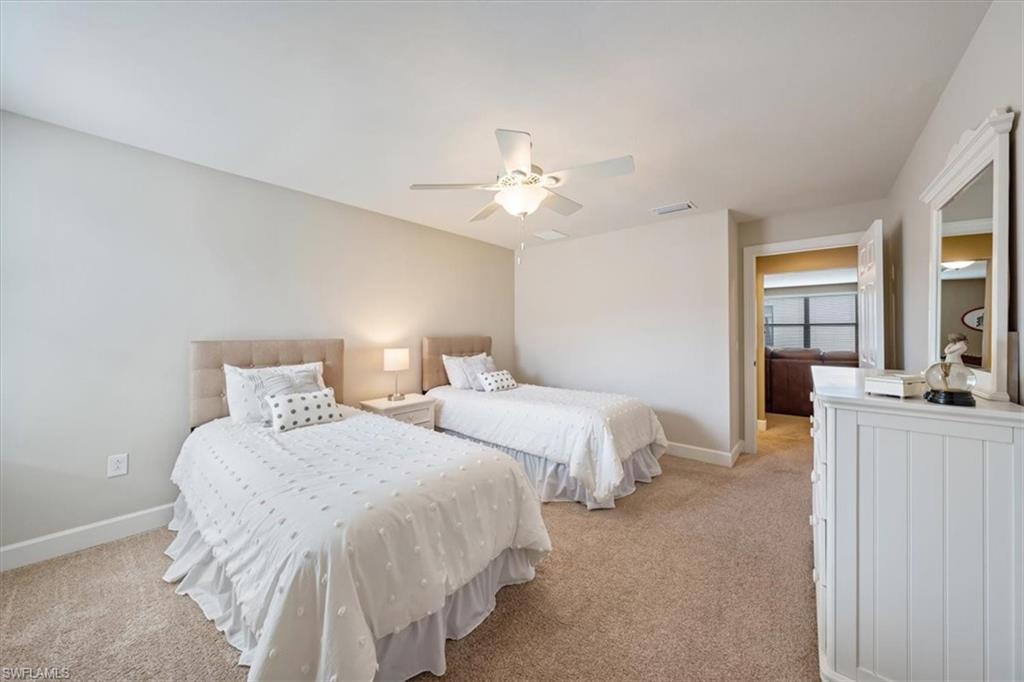 CAMDEN LAKES - Residential