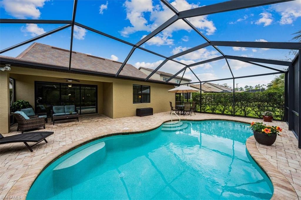 CAMDEN LAKES - Residential