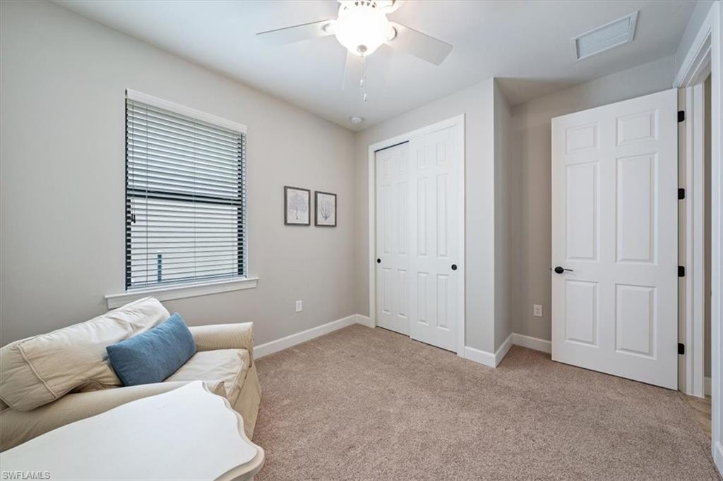 CAMDEN LAKES - Residential