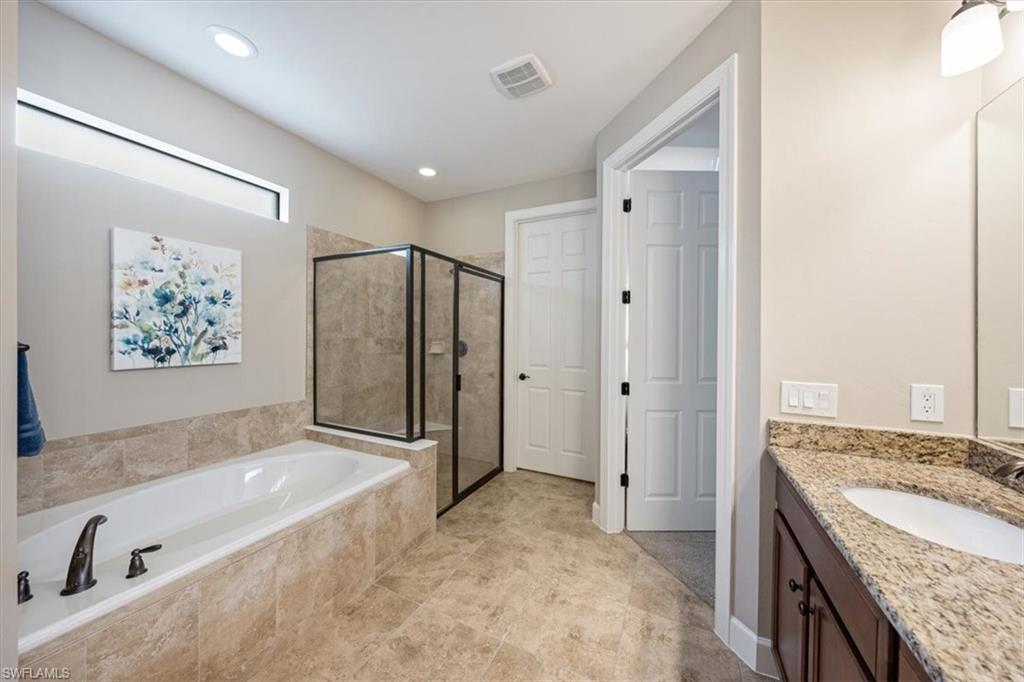 CAMDEN LAKES - Residential