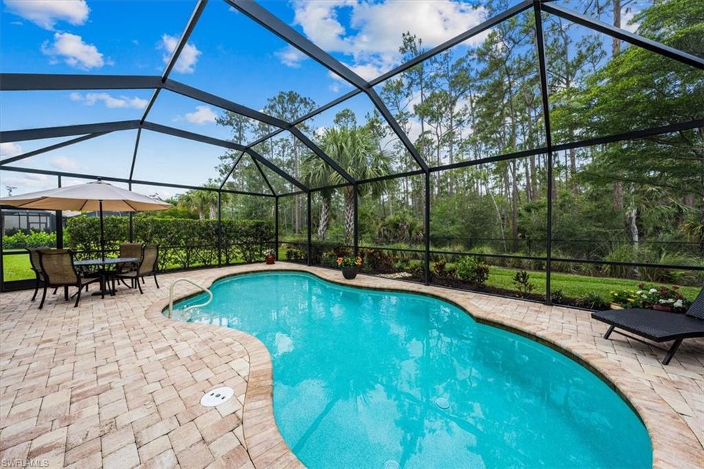 CAMDEN LAKES - Residential