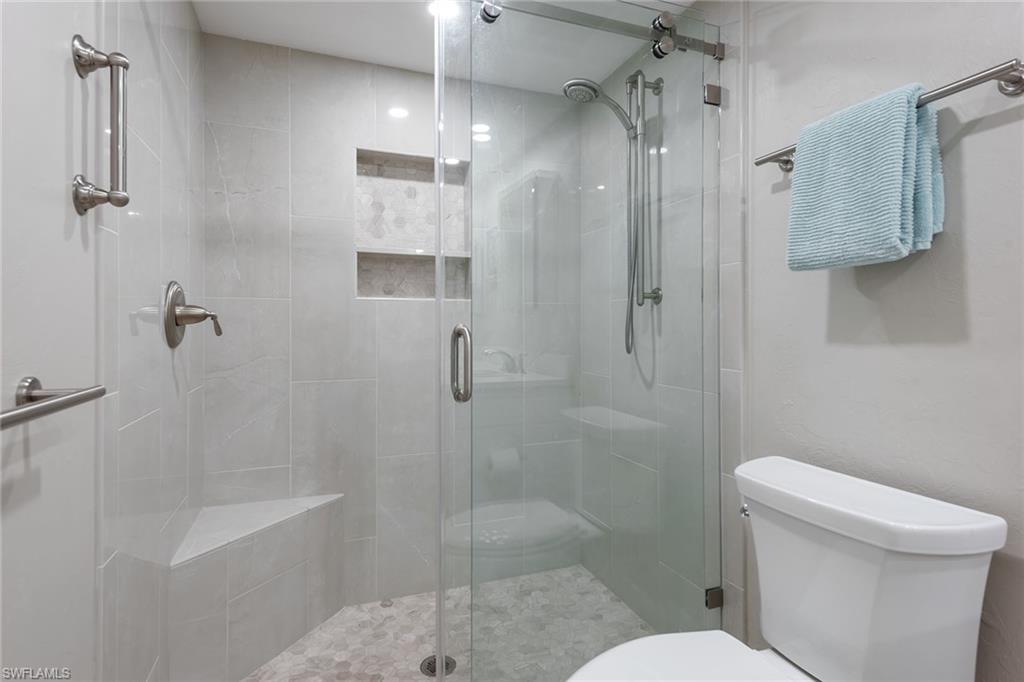 SOUTHERN BREEZE GARDENS - Residential