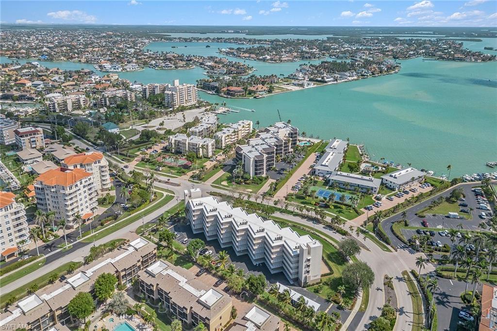 SOUTHERN BREEZE GARDENS - Residential