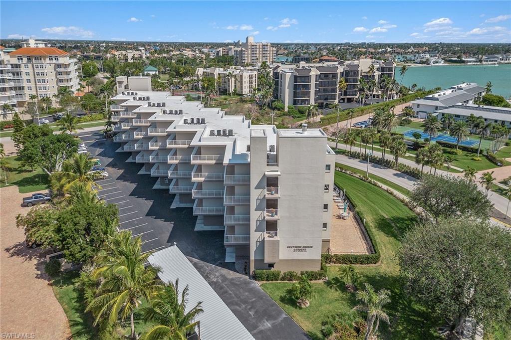 SOUTHERN BREEZE GARDENS - Residential