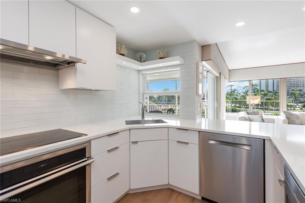 SOUTHERN BREEZE GARDENS - Residential