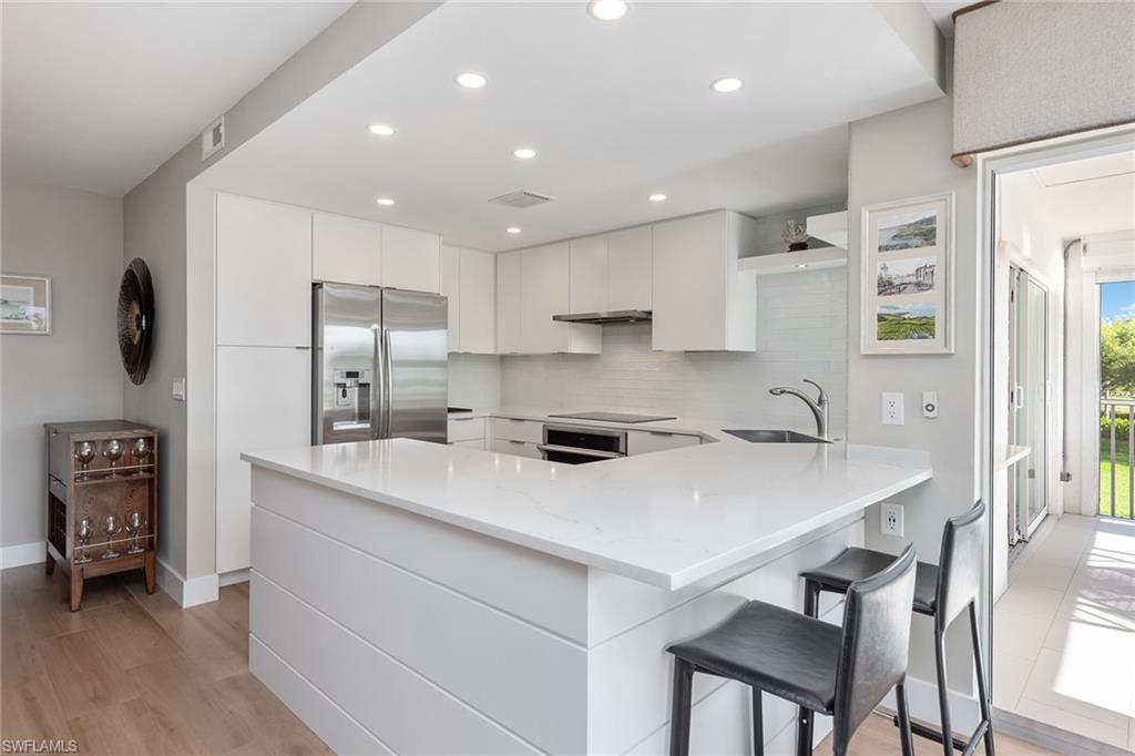 SOUTHERN BREEZE GARDENS - Residential