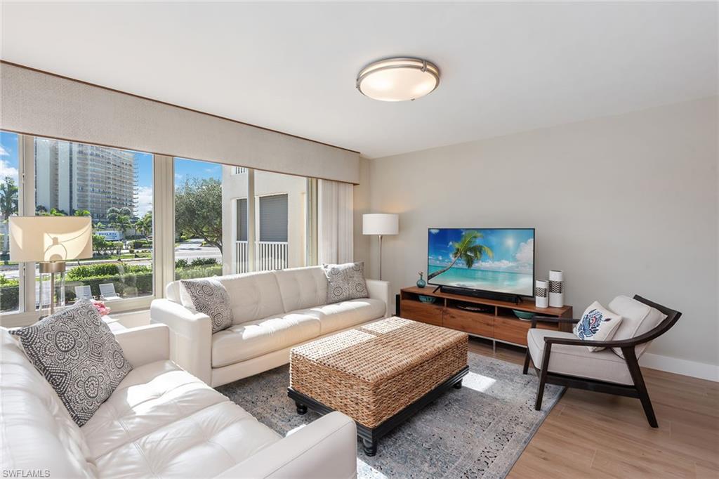 SOUTHERN BREEZE GARDENS - Residential