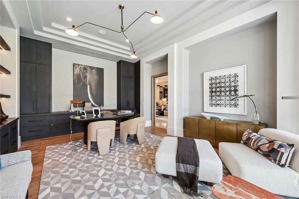 BAY COLONY SHORES - Residential