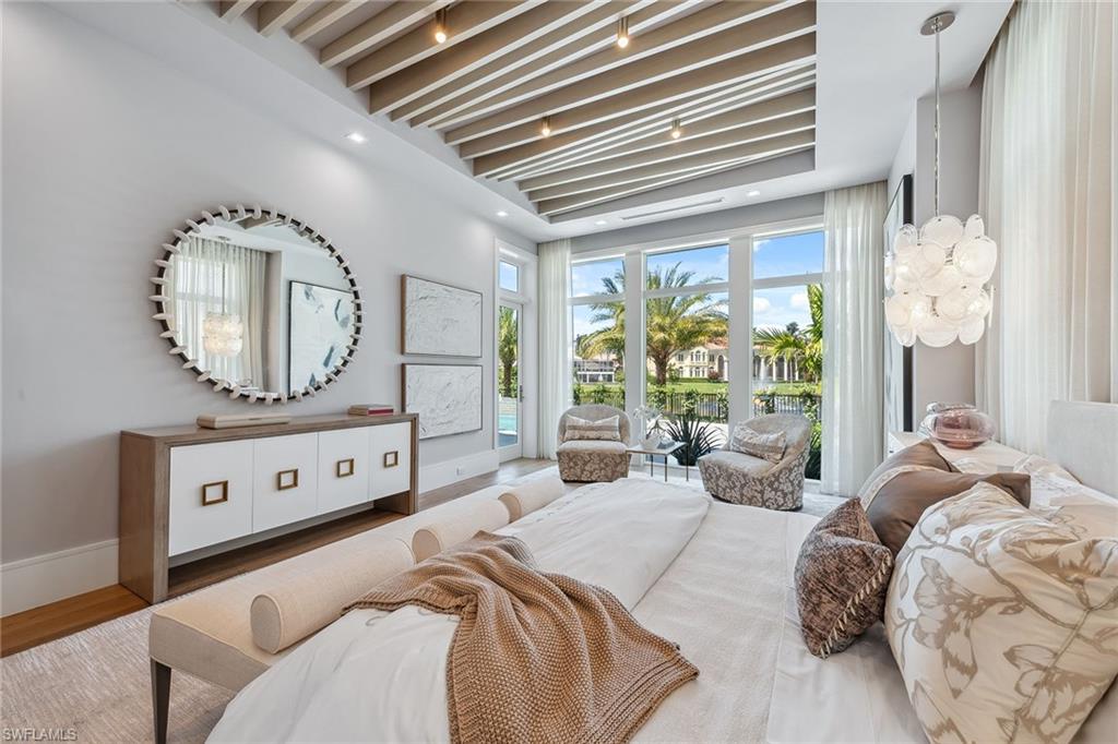 BAY COLONY SHORES - Residential