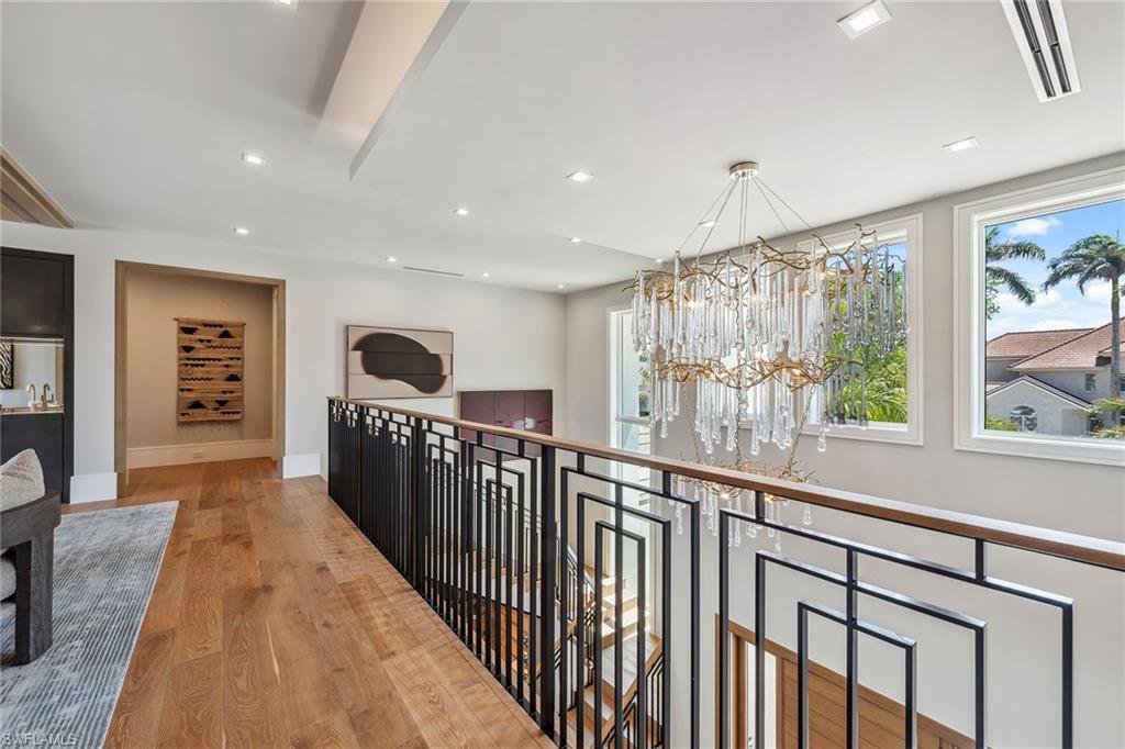 BAY COLONY SHORES - Residential