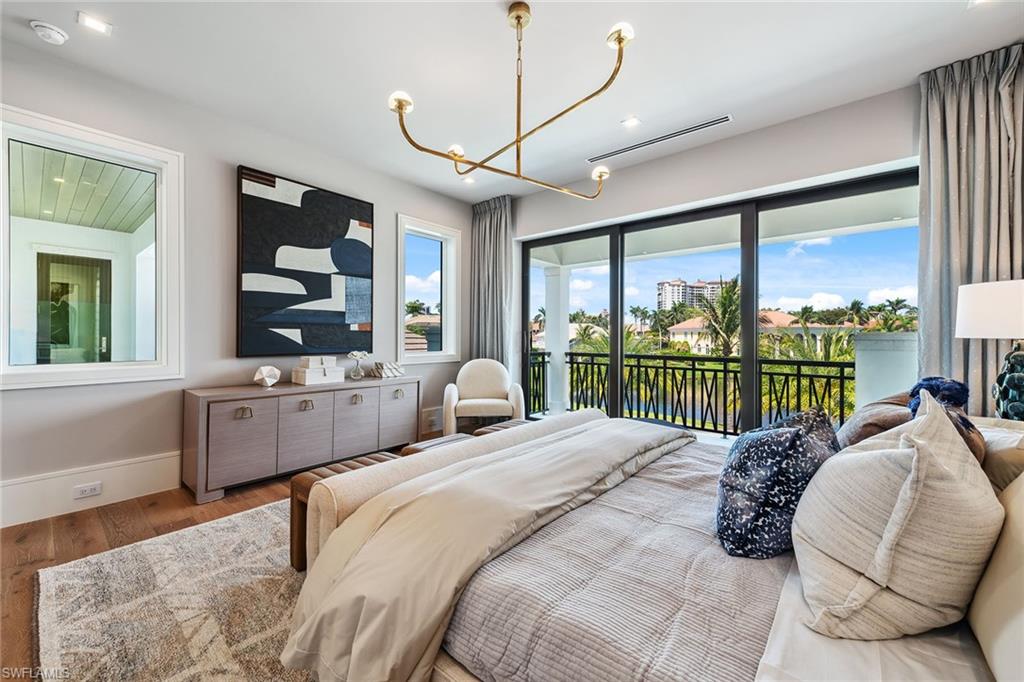 BAY COLONY SHORES - Residential