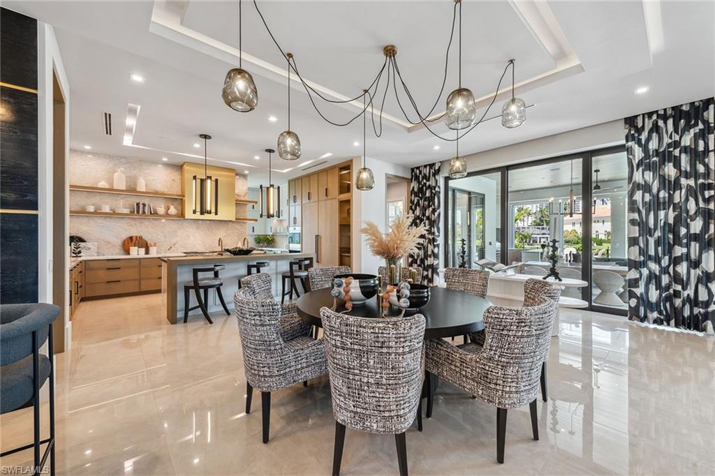 BAY COLONY SHORES - Residential