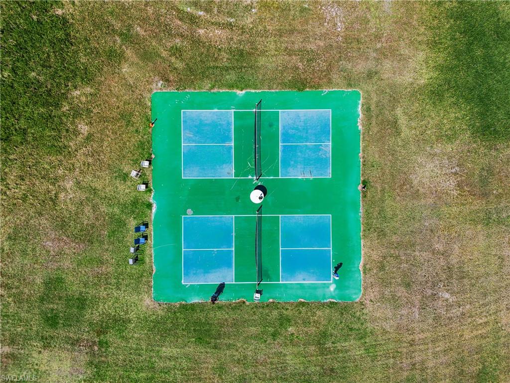 BEACH AND TENNIS CLUB - Residential