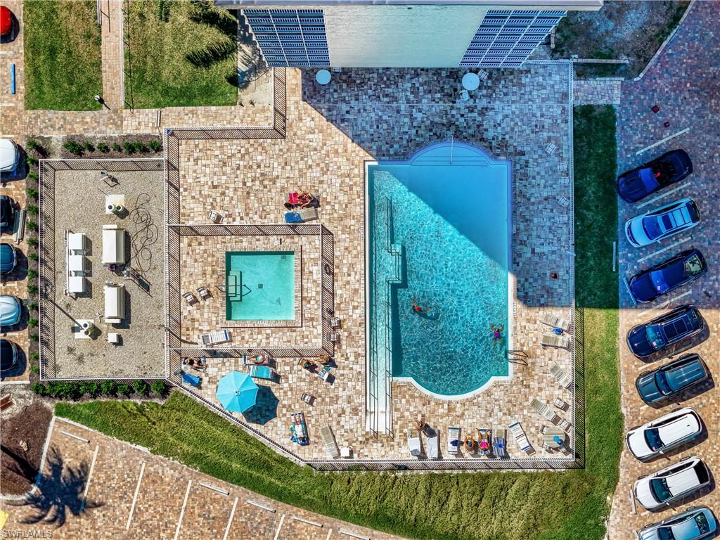 BEACH AND TENNIS CLUB - Residential