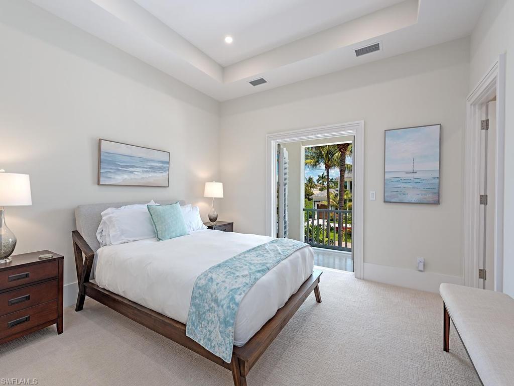 AQUALANE SHORES - Residential