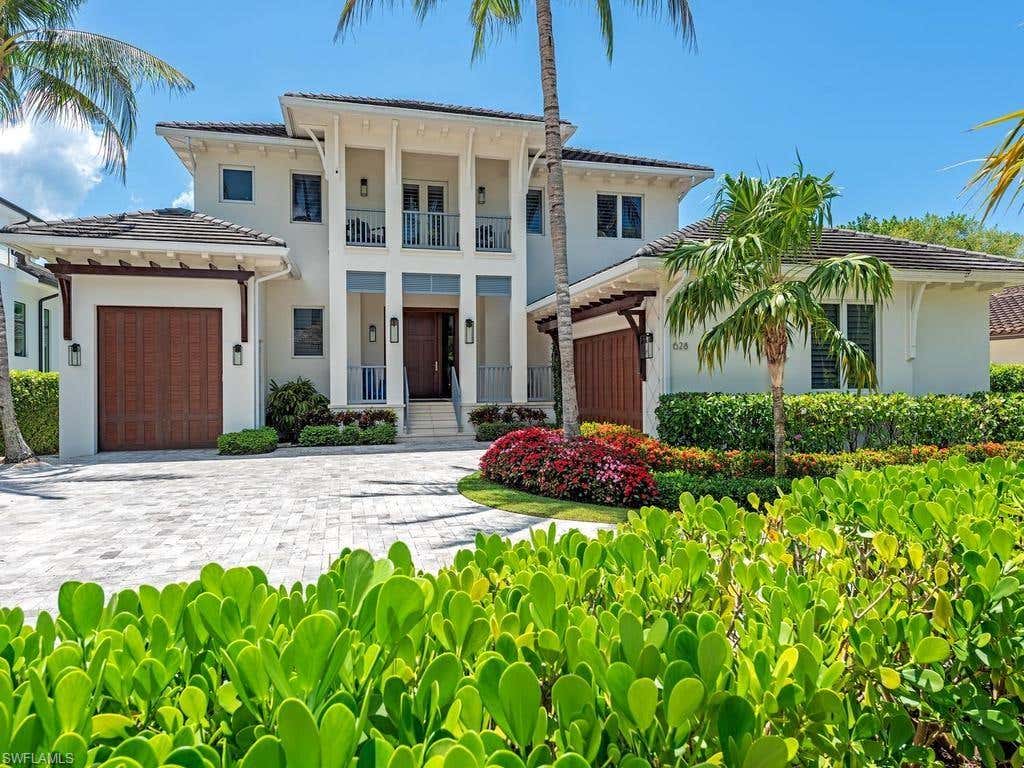 Photo of 628 21st AVE S, NAPLES, FL 34102 (MLS # 226017409)
