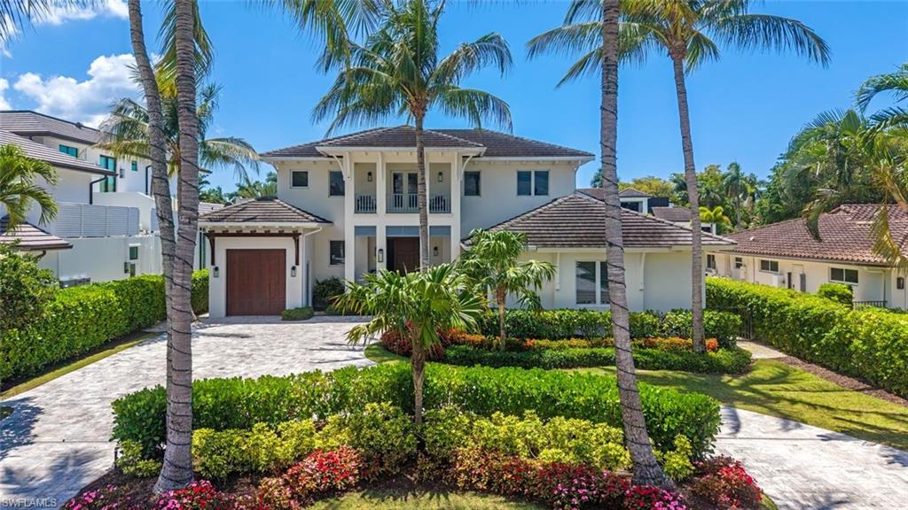AQUALANE SHORES - Residential
