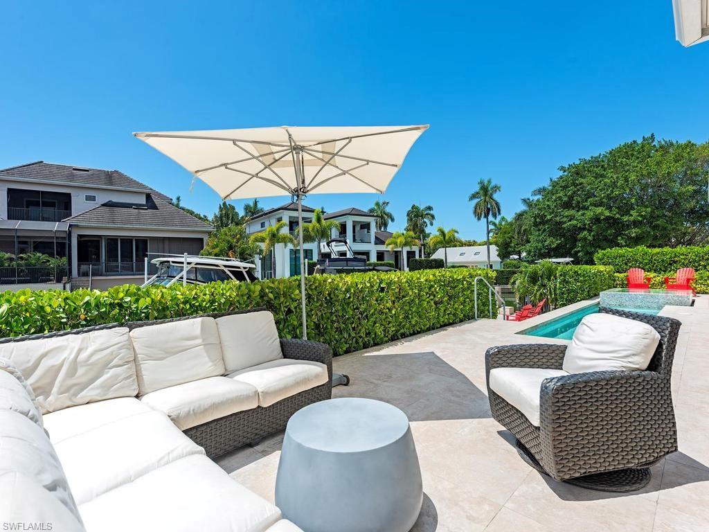 AQUALANE SHORES - Residential