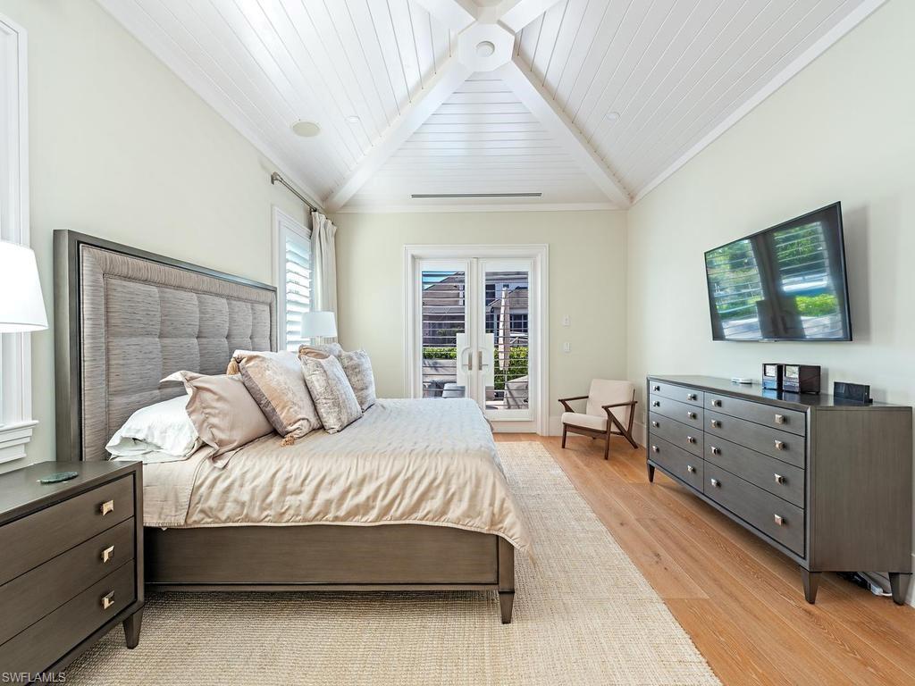 AQUALANE SHORES - Residential