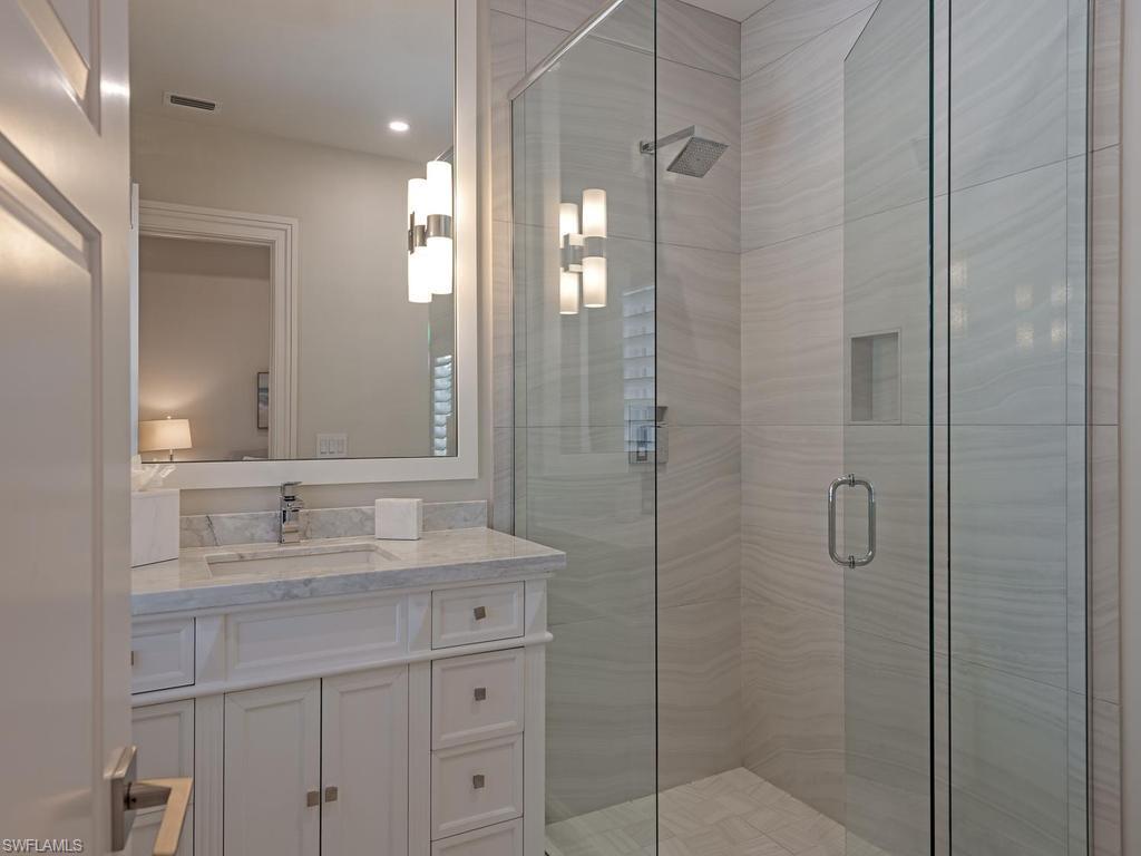 AQUALANE SHORES - Residential