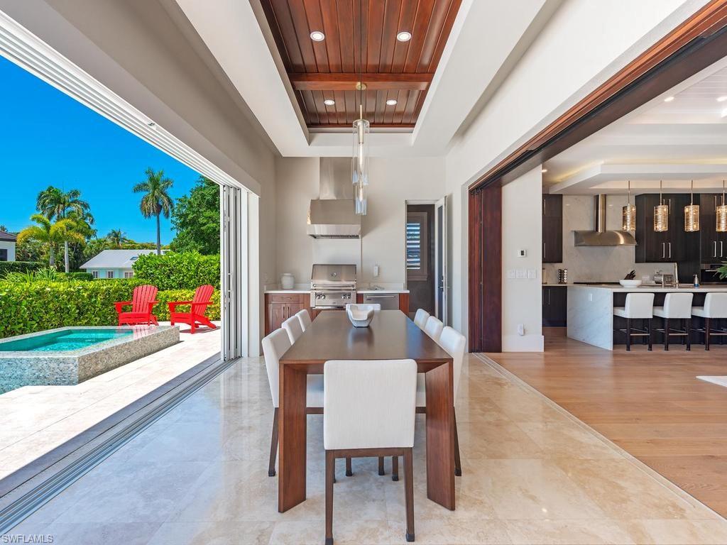 AQUALANE SHORES - Residential